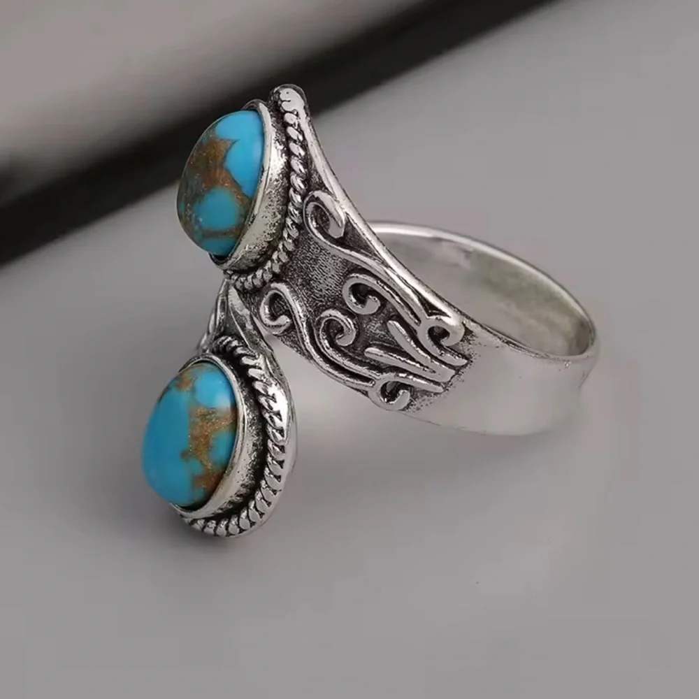Vintage Turquoise Stone Silver Boho Style Ring